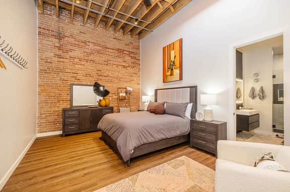 Historic Elegance with Balcony Downtown View