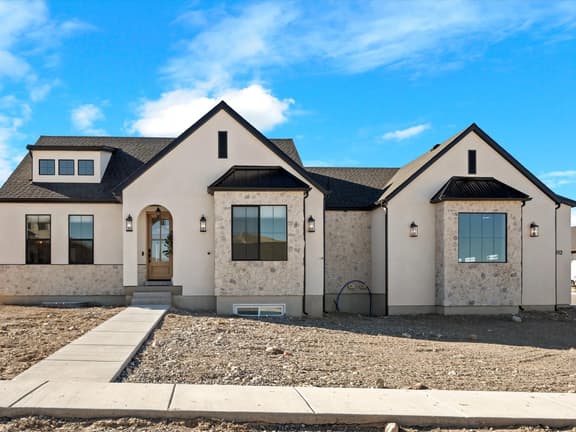 The Hyde Park Mountain Home